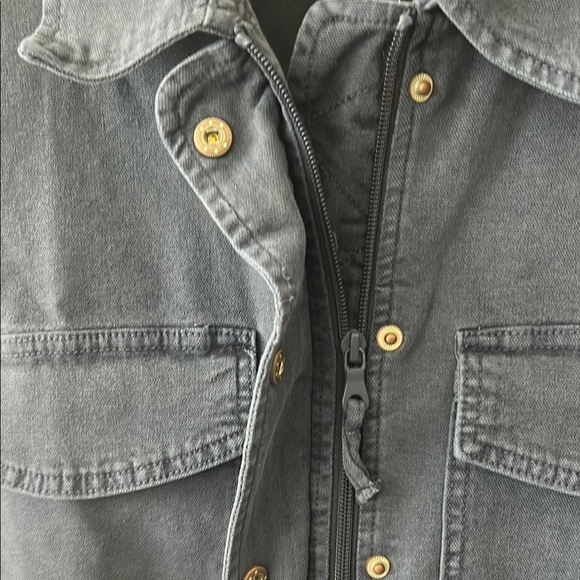 Sleeveless Blue Utility Vest - Picture 5 of 10